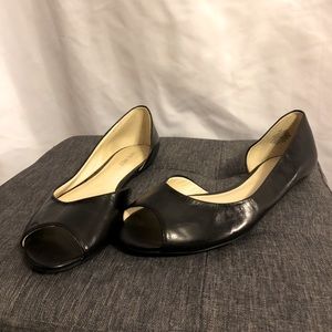 ❌🚫SOLD🚫❌ Nine West leather peep toe open side flats